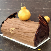 Шоколадово  пънче с малини